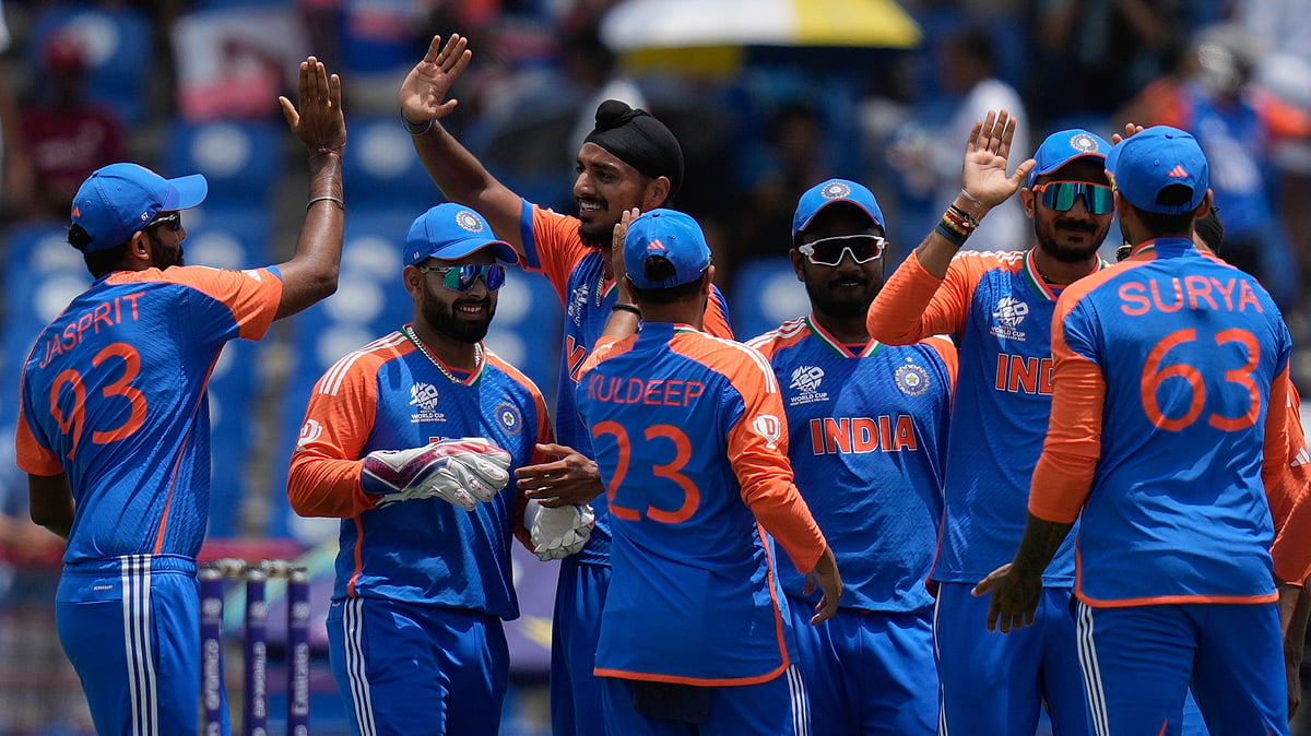 <div class="paragraphs"><p>India beat Australia.</p></div>