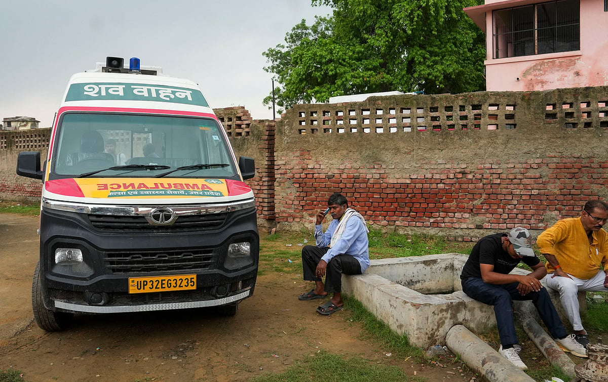 <div class="paragraphs"><p>Hathras Satsang Stampede News: At least 121 people have reportedly died, and several others have been injured, in a stampede that took place on Tuesday, 2 July at a religious function in Uttar Pradesh's Hathras district. The tragedy took place at a satsang at Fulrai-Mughalgarhi village close to the border between Hathras and Etah districts.</p></div>