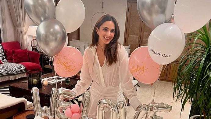 <div class="paragraphs"><p>Kiara Advani is celebrating her 33rd birthday.</p></div>