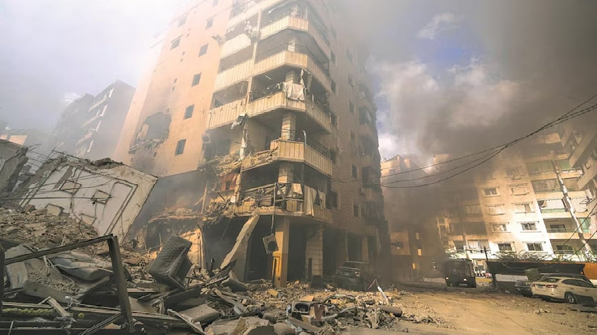 <div class="paragraphs"><p>A file photo of Israeli forces bombarding Beirut and parts of southern Lebanon as they unleashed a wave of retaliatory strikes.</p></div>