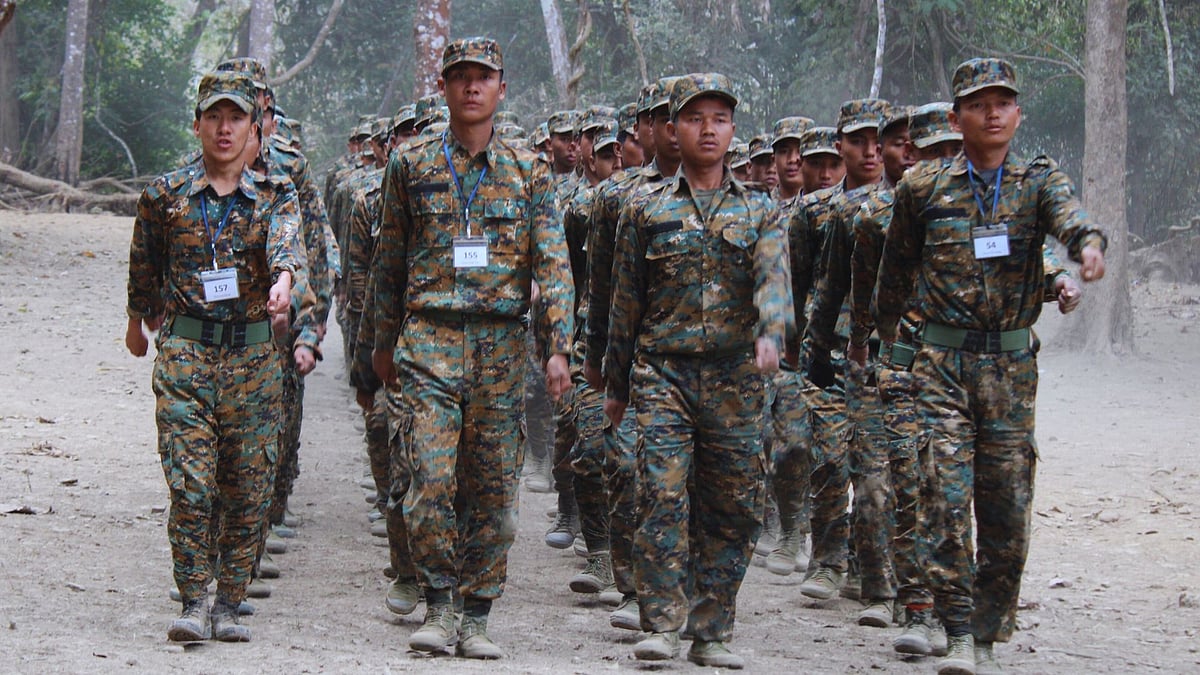 <div class="paragraphs"><p>A picture of the Chin National Army.</p></div>