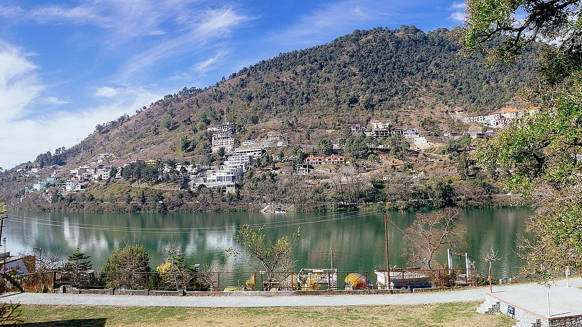 <div class="paragraphs"><p>Given that the colonial rulers favoured Nainital, Bhimtal has largely grown post-Independence. And has it grown! The hillsides around the lake are layered with buildings. Shops plaster the approach to the town and away from it. This construction sprawl competes with the vehicular onslaught that Bhimtal, like most other hill stations, faces.</p></div>