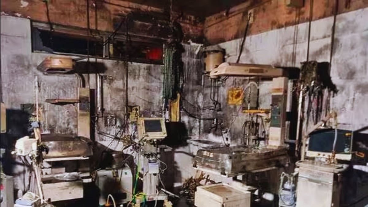 <div class="paragraphs"><p>The charred ward at the Maharani Laxmi Bai Medical College in Jhansi. </p></div>
