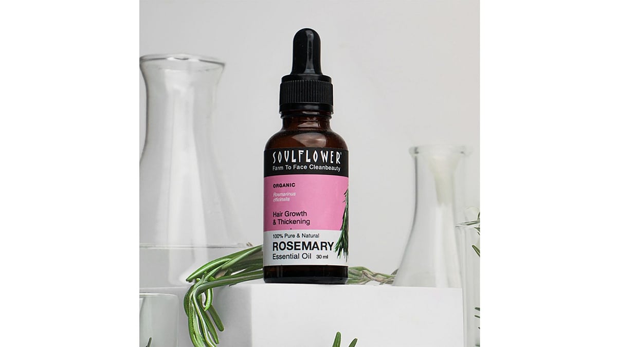 <div class="paragraphs"><p>Why Experts Recommend Rosemary Oil for Hair Care – Benefits &amp; Usage</p><p></p></div>