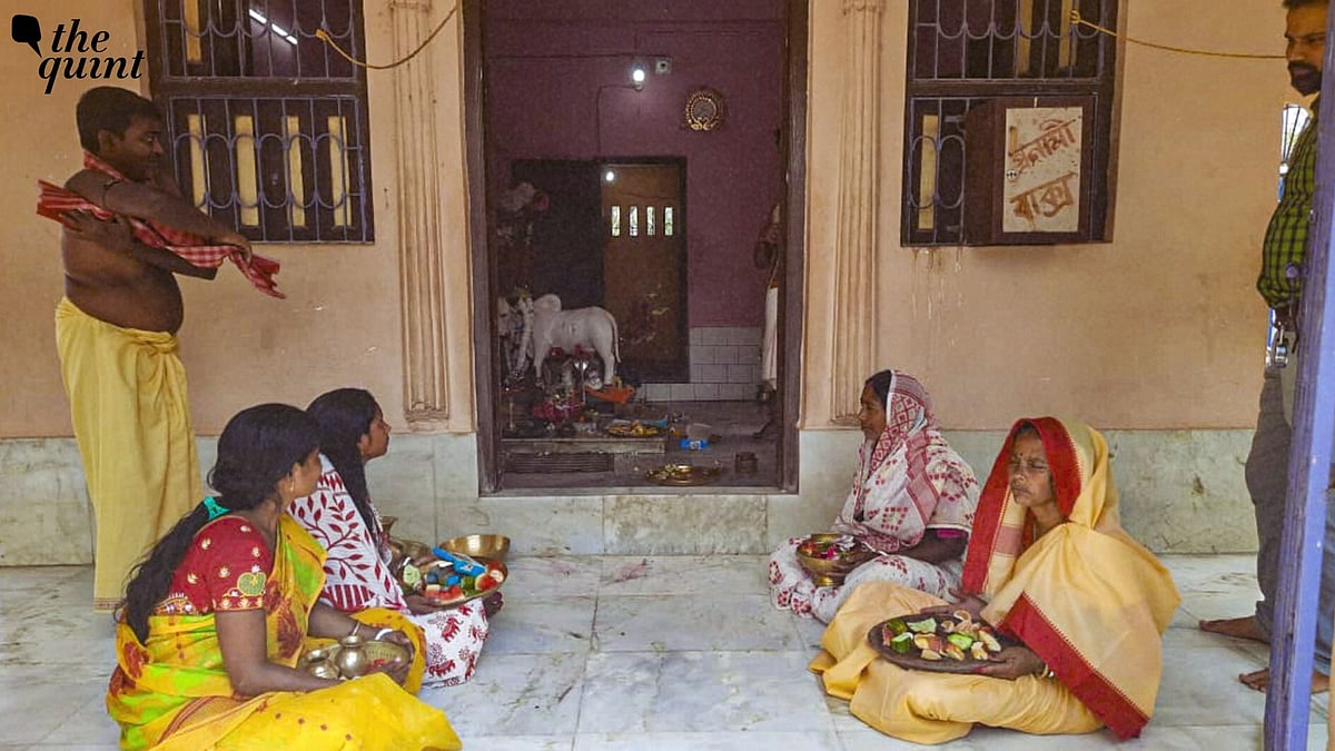 <div class="paragraphs"><p>Dalits' fight to enter Shiva temple in Gidhagram gives a rare glimpse of Bengal's invisible casteism.</p></div>