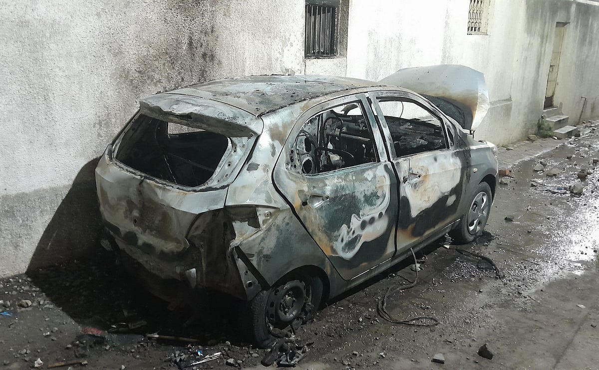 <div class="paragraphs"><p>Violence in Nagpur Following Demonstrations For Removal of Aurangzeb's Tomb</p></div>