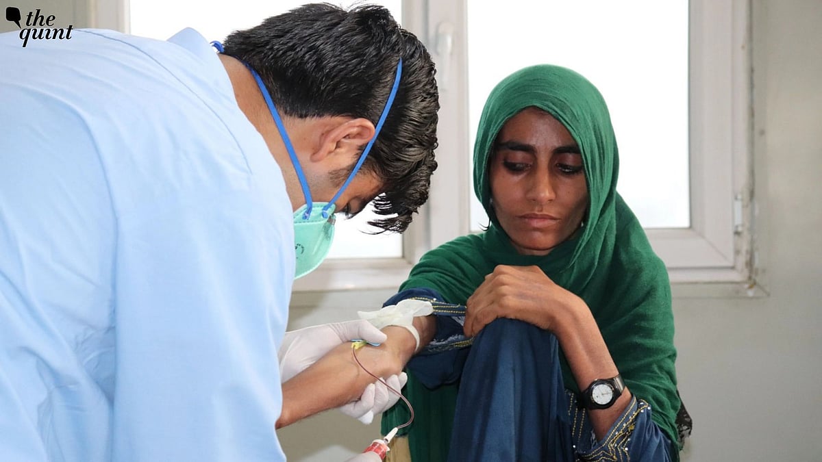 <div class="paragraphs"><p>Badro Noor Mohammad is a mother of five and is being treated for DR-TB&nbsp;along with her daughter, Zainabo, at MSF’s treatment centre in Kandahar, Afghanistan.</p></div>