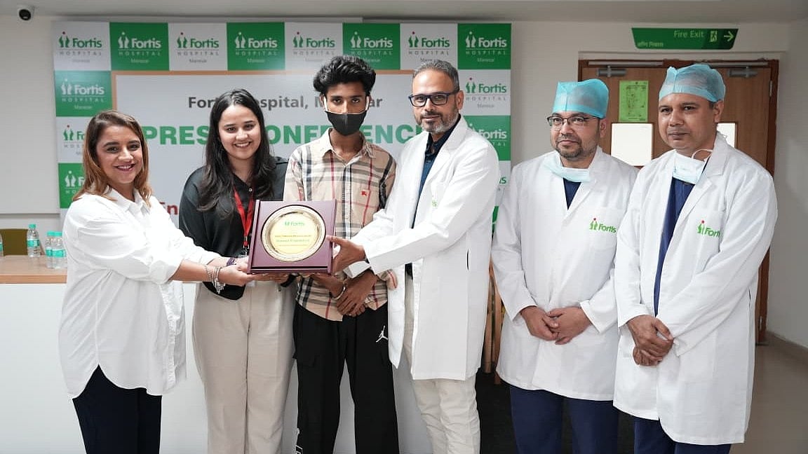 <div class="paragraphs"><p>Genesis Foundation Enables Scarless Endoscopic Cardiac Surgery for 16-Year-Old</p></div>