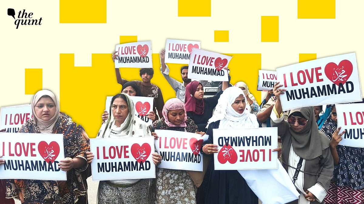 <div class="paragraphs"><p>The controversy over the ‘I Love Muhammad’ banner began in Kanpur, UP, and the police have registered an FIR in this case.</p></div>