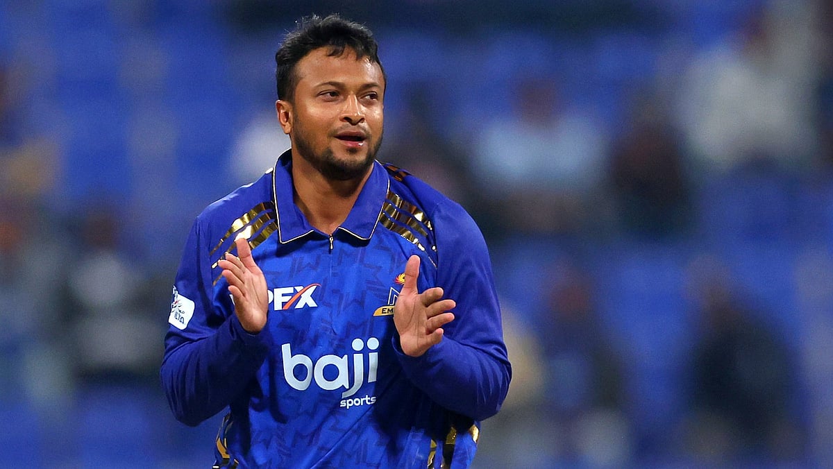 <div class="paragraphs"><p>ILT20: MI Emirates seal Qualifier 1 Berth After 8-Wicket Win Over Dubai Capitals</p></div>