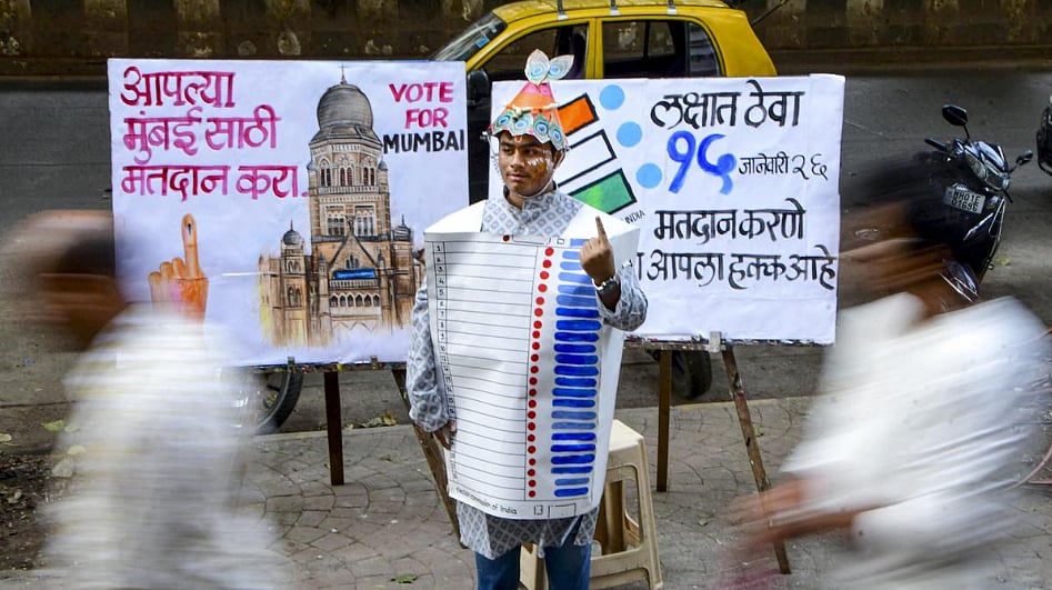 <div class="paragraphs"><p>BMC: As Parties Talk Bangladesh, Marathi Pride, CVoter Survey Shows What Voters Want</p></div>