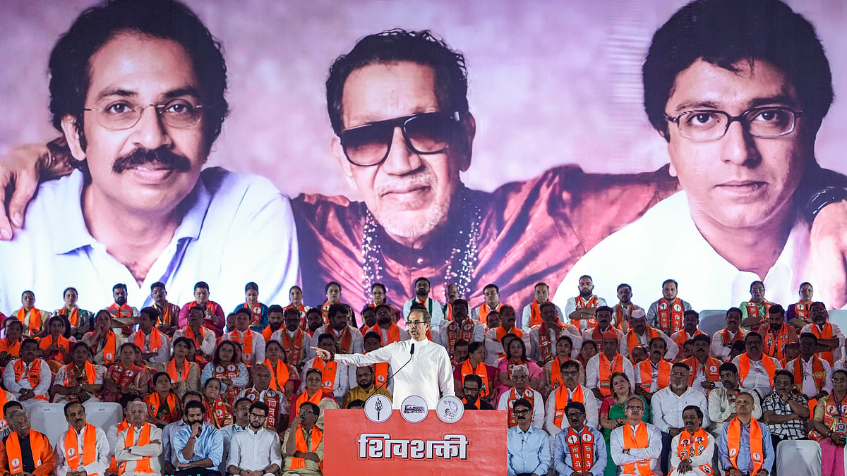<div class="paragraphs"><p>BMC Results 2026: Uddhav & Raj Rescue Their Parties, But Can They Rescue the Thackeray Brand?</p></div>