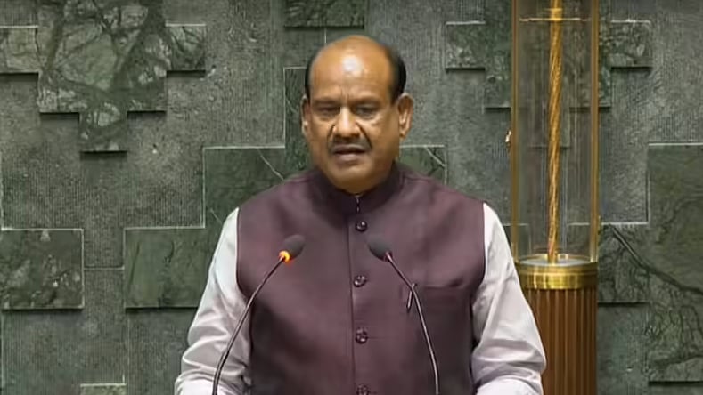 <div class="paragraphs"><p>The Lok Sabha and Rajya Sabha experienced disruptions over issues including the right of opposition leaders to speak, alleged government inaction, and broader concerns about parliamentary procedure.</p></div>