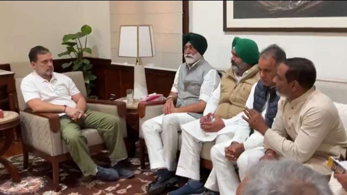 <div class="paragraphs"><p>Rahul Gandhi Meets Farmers, Sparks Debate On Trade Deal</p></div>