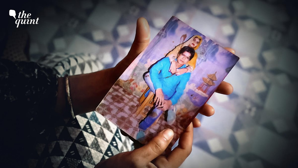 <div class="paragraphs"><p>Nargis was a housewife. Her life consisted of her husband and children. But her heart died, she said, the day her husband, Mursaleen, bid farewell to this world.</p></div>