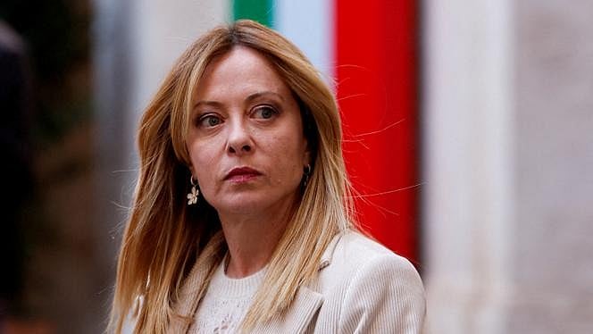 <div class="paragraphs"><p>Italian PM Meloni Suspends Defence Pact With Israel Citing Regional Tensions</p></div>