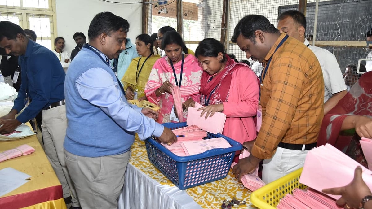 <div class="paragraphs"><p>Photo of a counting centre in Tamil Nadu during the 2026 Assembly Elections.</p></div>