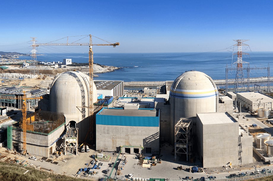 <div class="paragraphs"><p>A drone strike caused a fire in an electrical generator outside the inner perimeter of the Barakah Nuclear Power Plant in Abu Dhabi’s Al Dhafra region</p></div>