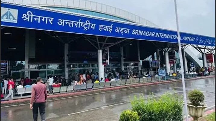 <div class="paragraphs"><p>DGCA Orders Enhanced Ebola Screening At Indian Airports.</p></div>