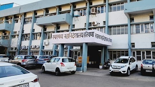 <div class="paragraphs"><p>Woman in Faridabad was forced to give birth in the parking area of a government health facility. </p></div>