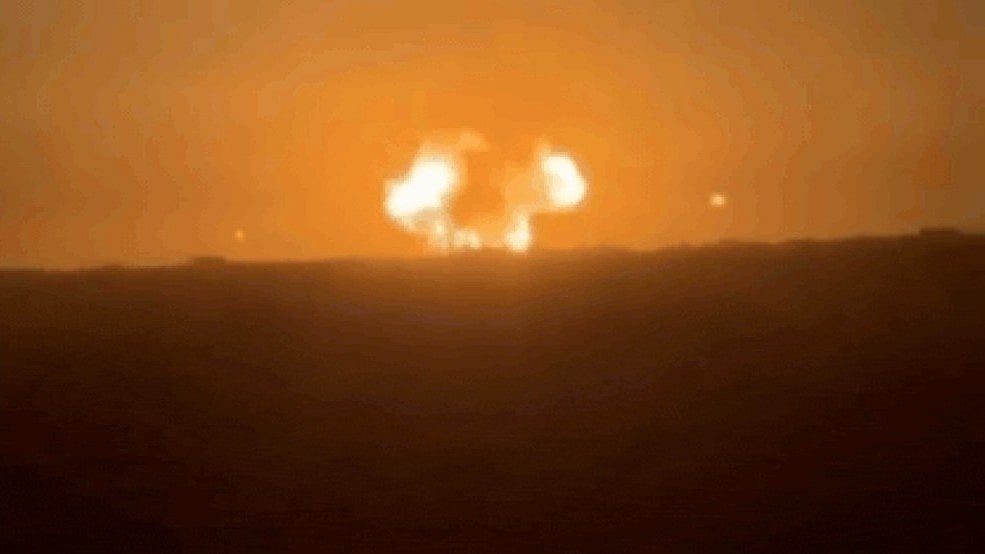 <div class="paragraphs"><p>Huge Explosion at Qatar's Ras Laffan LNG Factory Leaves 54 Injured, 18 Missing</p></div>