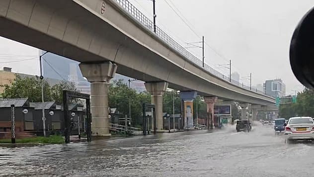 <div class="paragraphs"><p>Rains Bash Delhi-NCR for Second Consecutive Day, Water-logging In Several Areas</p></div>
