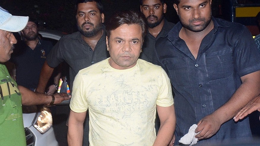 <div class="paragraphs"><p>Delhi High Court Jails Rajpal Yadav For Cheque Bounce Cases</p></div>