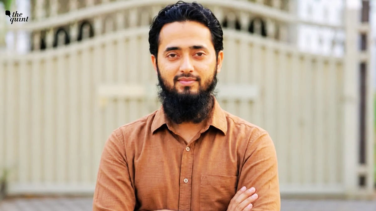 <div class="paragraphs"><p>Ayush Malik 'Conversion' Case: Police Files FIR Against 6 Over Misleading Posts</p></div>