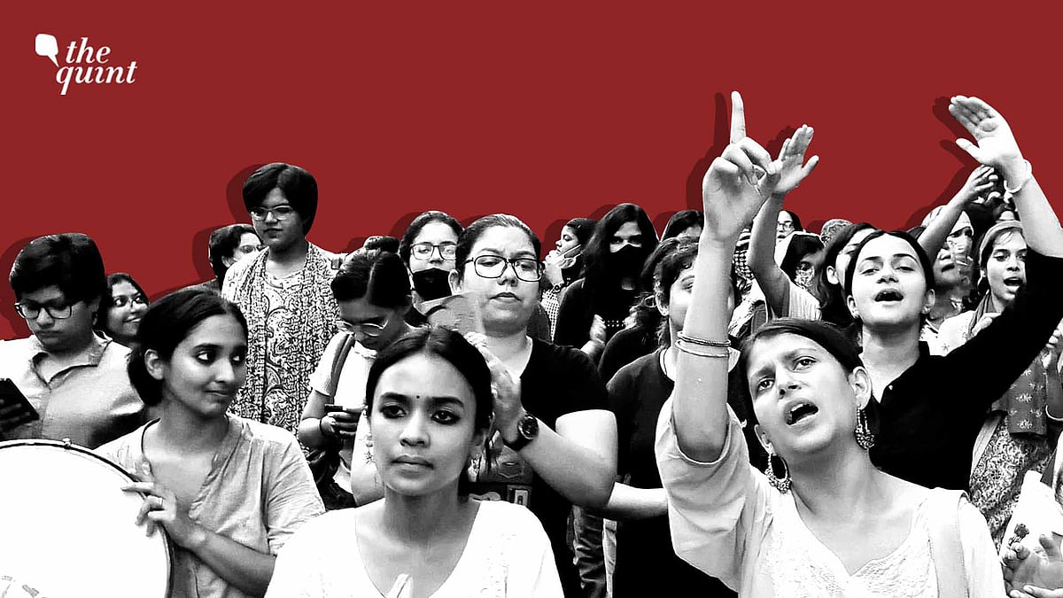 <div class="paragraphs"><p>Students of Lady Shri Ram College taking out a protest march over the alleged gang-rape near Delhi's Kalkaji Temple.</p></div>