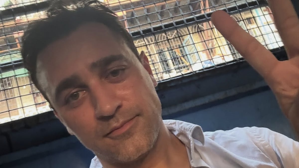 <div class="paragraphs"><p>Actor Imran Khan, OCI Cardholder, Ordered To Leave India After Mumbai Protests</p></div>