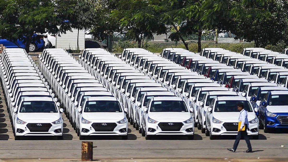 TechBeetle | Will E20 Petrol Leave India's Middle Class With a Bigger Fuel Bill?