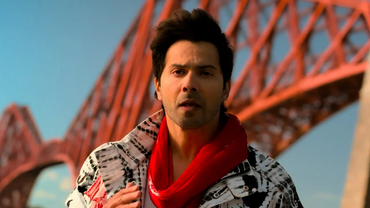 'Hai Jawani Toh Ishq Hona Hai' Review: An Irritating, Unfunny Showcase Of Silly