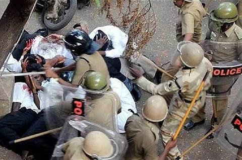 To mark 2009 Madras HC violence, 15,000 Chennai advocates to boycott courts on Wed