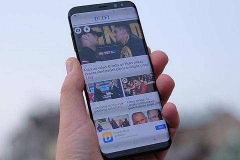 Samsung to roll out an update to fix red tint on the Galaxy S8