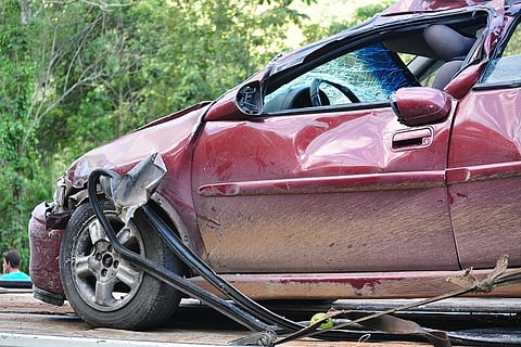 Two medical students dead, four injured in accident at Thiruvallur 