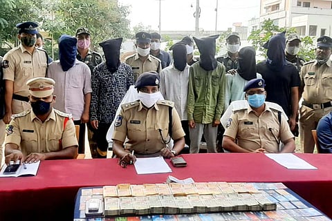 Inter-state gang that looted Rs 41 lakh from Telangana ATM busted by cops