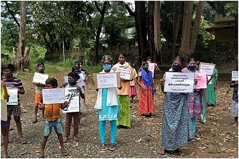 Protest against cutting off trees at Anakkayam, Kerala 