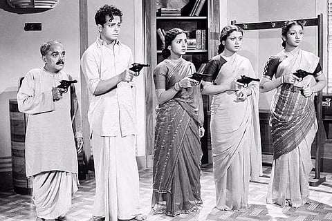 Scene from Tamil cult film 'Andha Naal' is a viral Twitter meme, but what was it really about? 