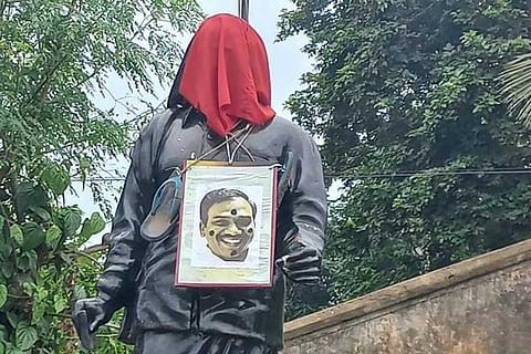 Ex-Chief Minister Annadurai’s statue defaced in Tamil Nadu