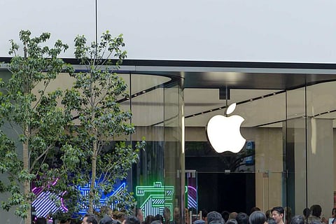 Apple 