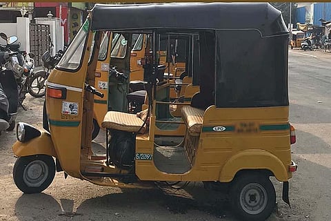 Auto drivers allegedly assault Bengaluru cop after argument over high fare