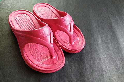 slippers 