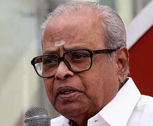 K Balachander's home and office to be auctioned? Production house denies rumours