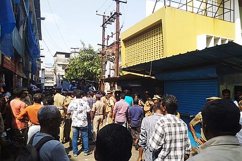 Post massive fire at Broadway, Kochi Corporation starts clearing illegal constructions