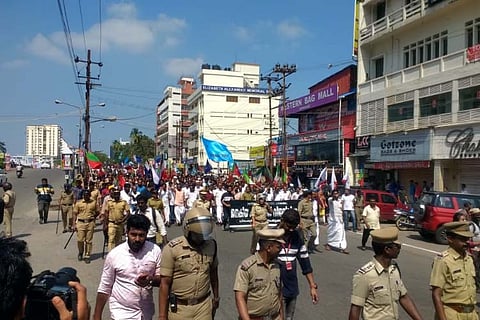 Hartal against CAA: Sporadic violence in Kerala, more than 200 detained
