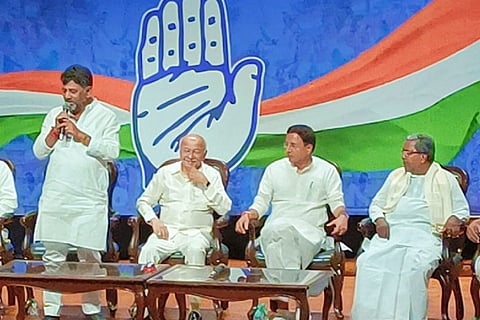 Karnataka: DK Shivakumar proposes Siddaramaiah's name as CLP leader