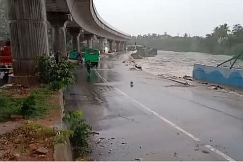 Mysore road Vrushabavathi river
