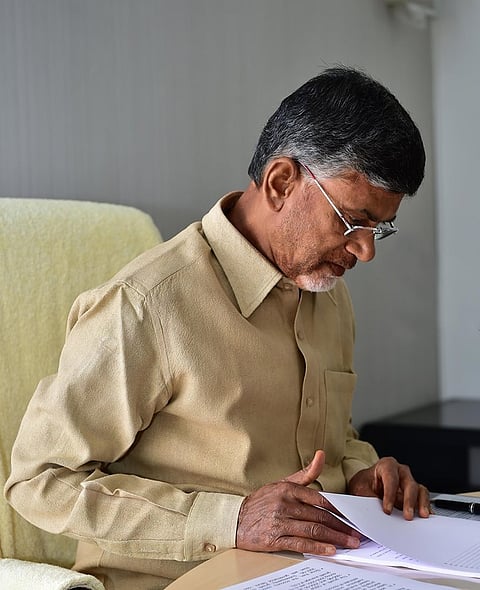 AP gifts MLA's and MLC's iPhone-6 despite financial crisis