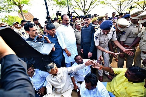 Andhra HC pulls up DGP over arrest of Chandrababu Naidu, asks police to file affidavit