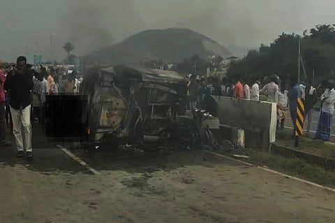 Six burnt alive as car catches fire near Tirupati 